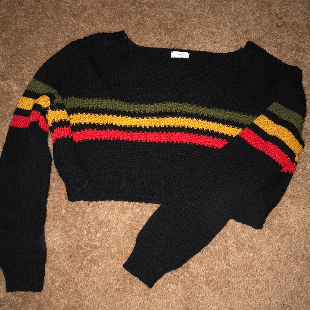 Crop top sweater.